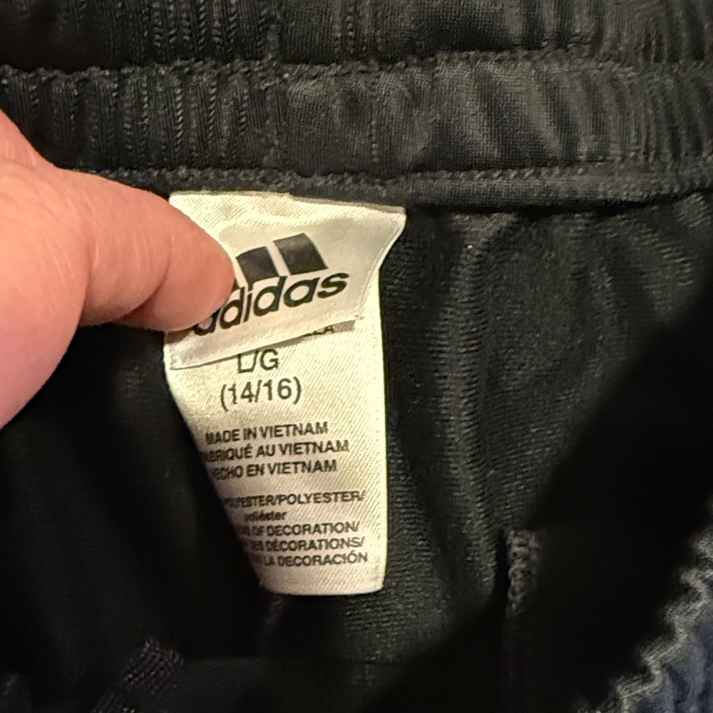 Boy size l large adidas Black jogger Pants in good used condition - Picture 2 of 3